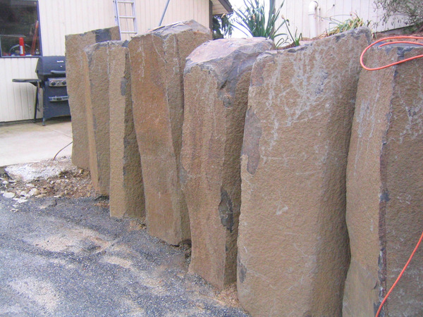 stone-retaining-wall